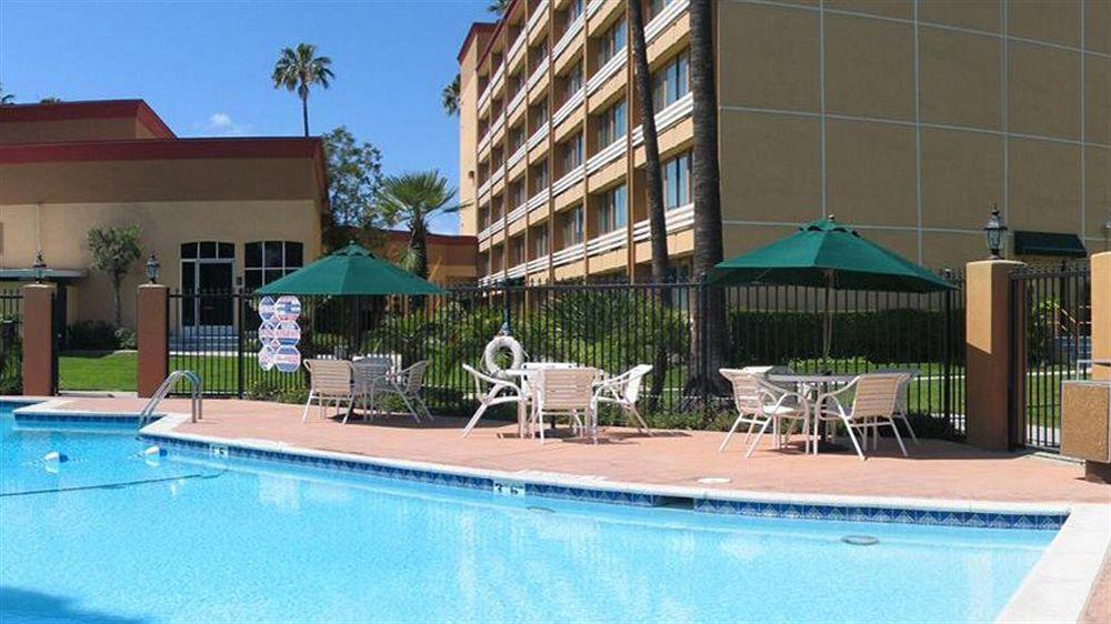 Courtyard By Marriott Los Angeles Woodland Hills Eksteriør bilde