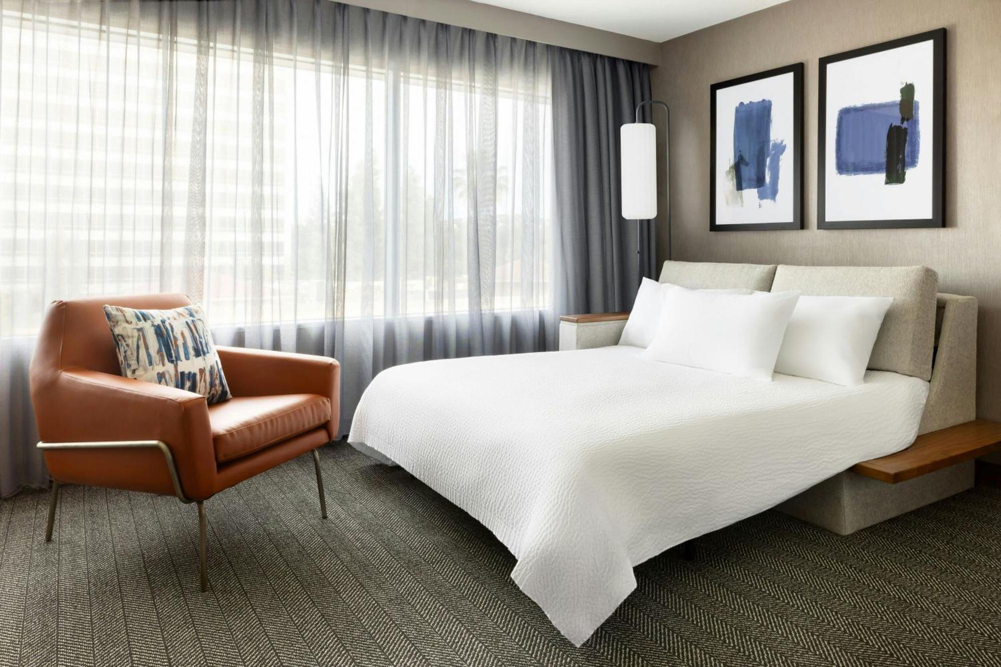 Courtyard By Marriott Los Angeles Woodland Hills Eksteriør bilde