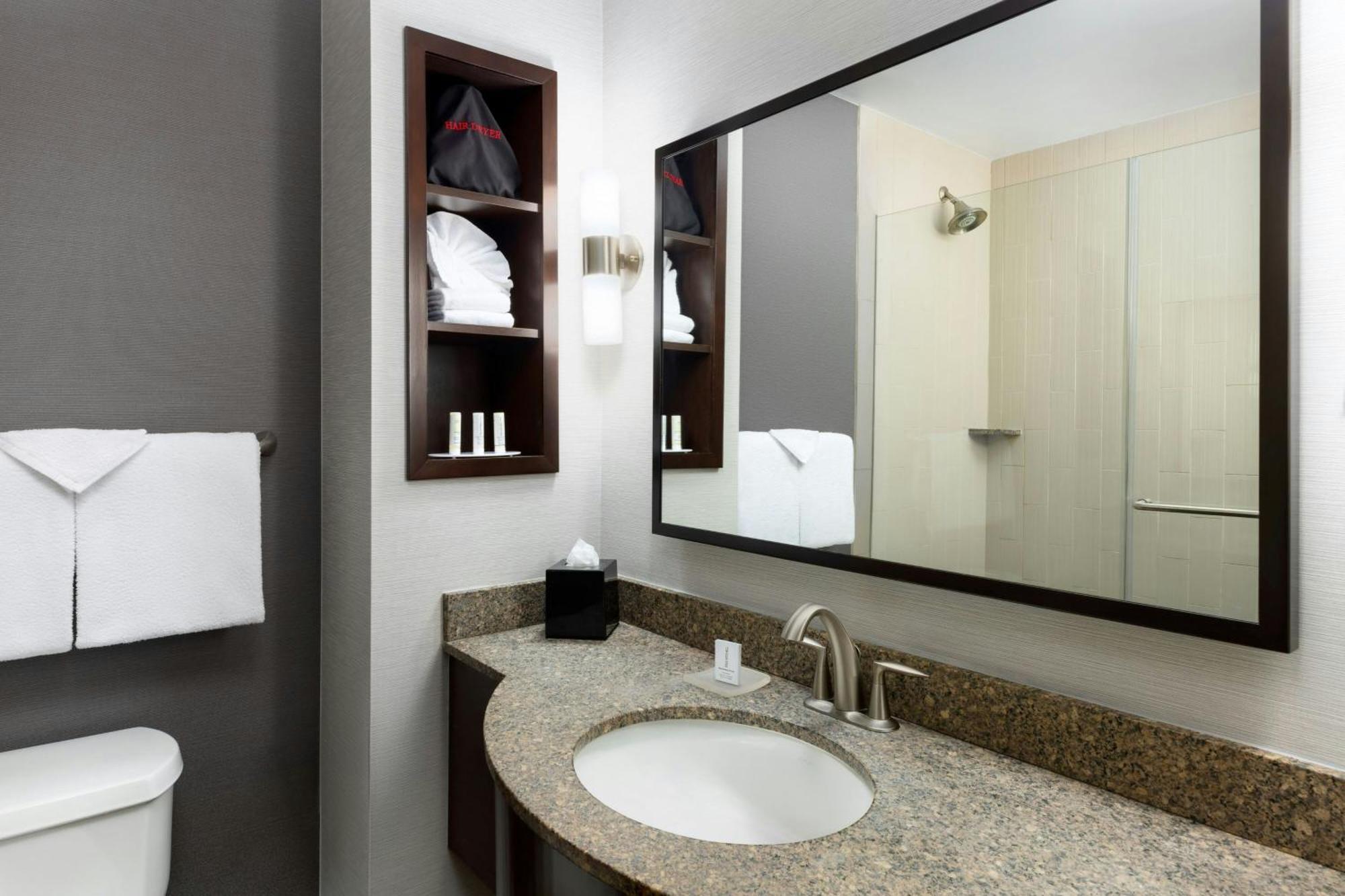 Courtyard By Marriott Los Angeles Woodland Hills Eksteriør bilde