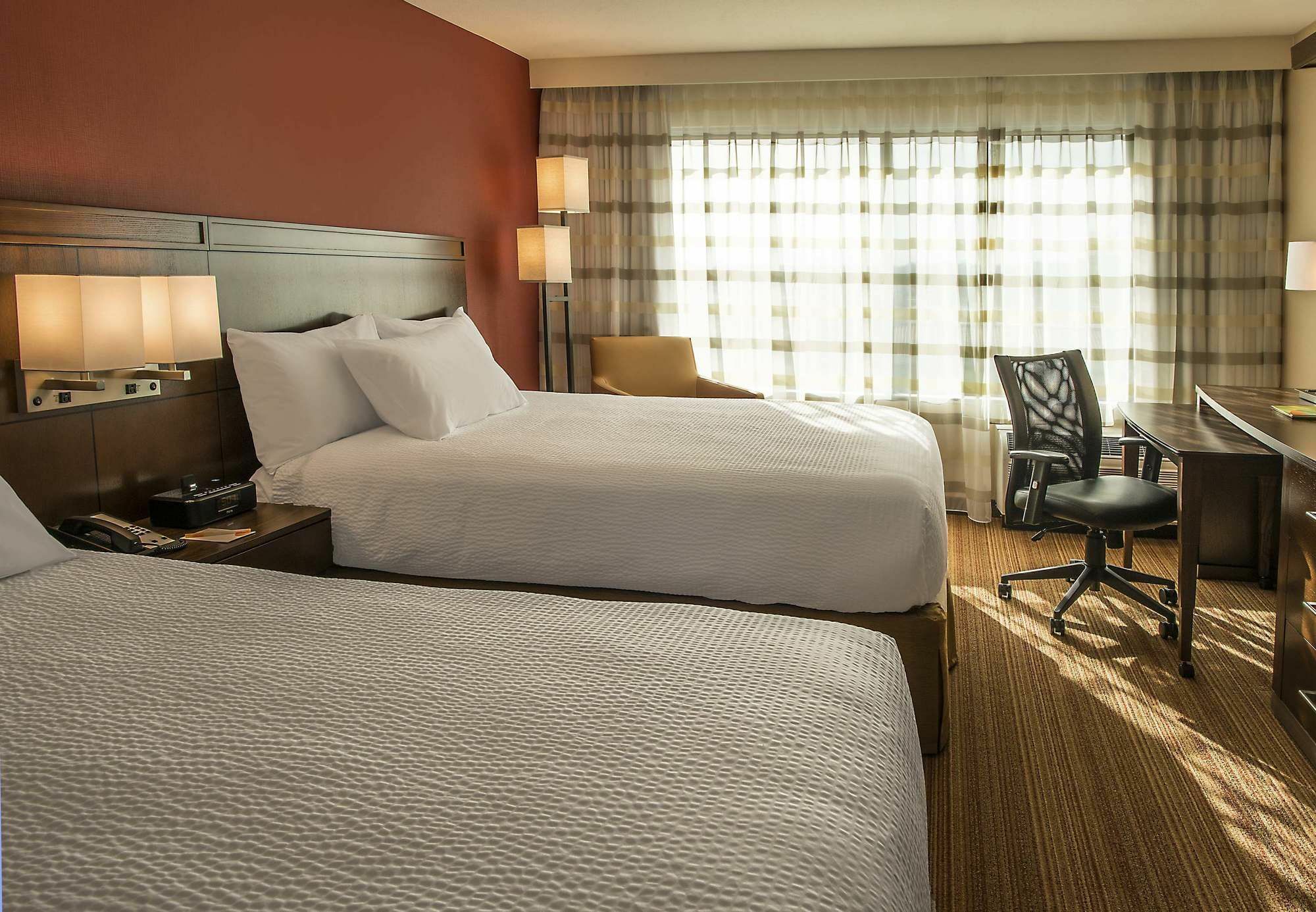 Courtyard By Marriott Los Angeles Woodland Hills Eksteriør bilde